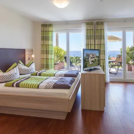 Sonnenhof Guest house *